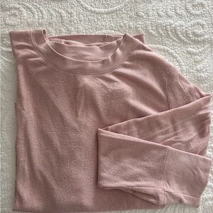ALO Yoga Alosoft Long Sleeve Crewneck Top in Pink Size Large